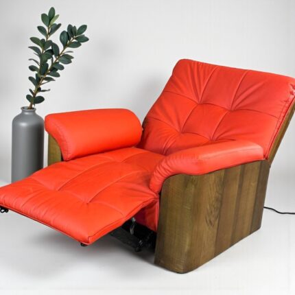 Smarto Relax TV Koltuğu Berjer – Berlin Serisi, Elektrikli Kademeli Sırt Dayama, Ergonomik Tasarım, Deri Döşeme, Kontrol Panelli, Dekoratif Tekli Koltuk (Salon/Oturma Odası) - Görsel 3
