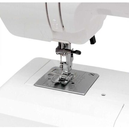 Janome J15 Manuel Dikiş ve Nakış Makinesi – 13 Desen, İlik Açma, Zigzag, Esnek Dikiş ve Dahili Aydınlatma - Görsel 4